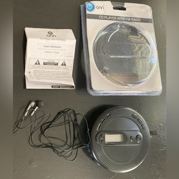 ONN Portable CD Player w/ FM Radio and Stereo Earbuds - Picture 11 of 11